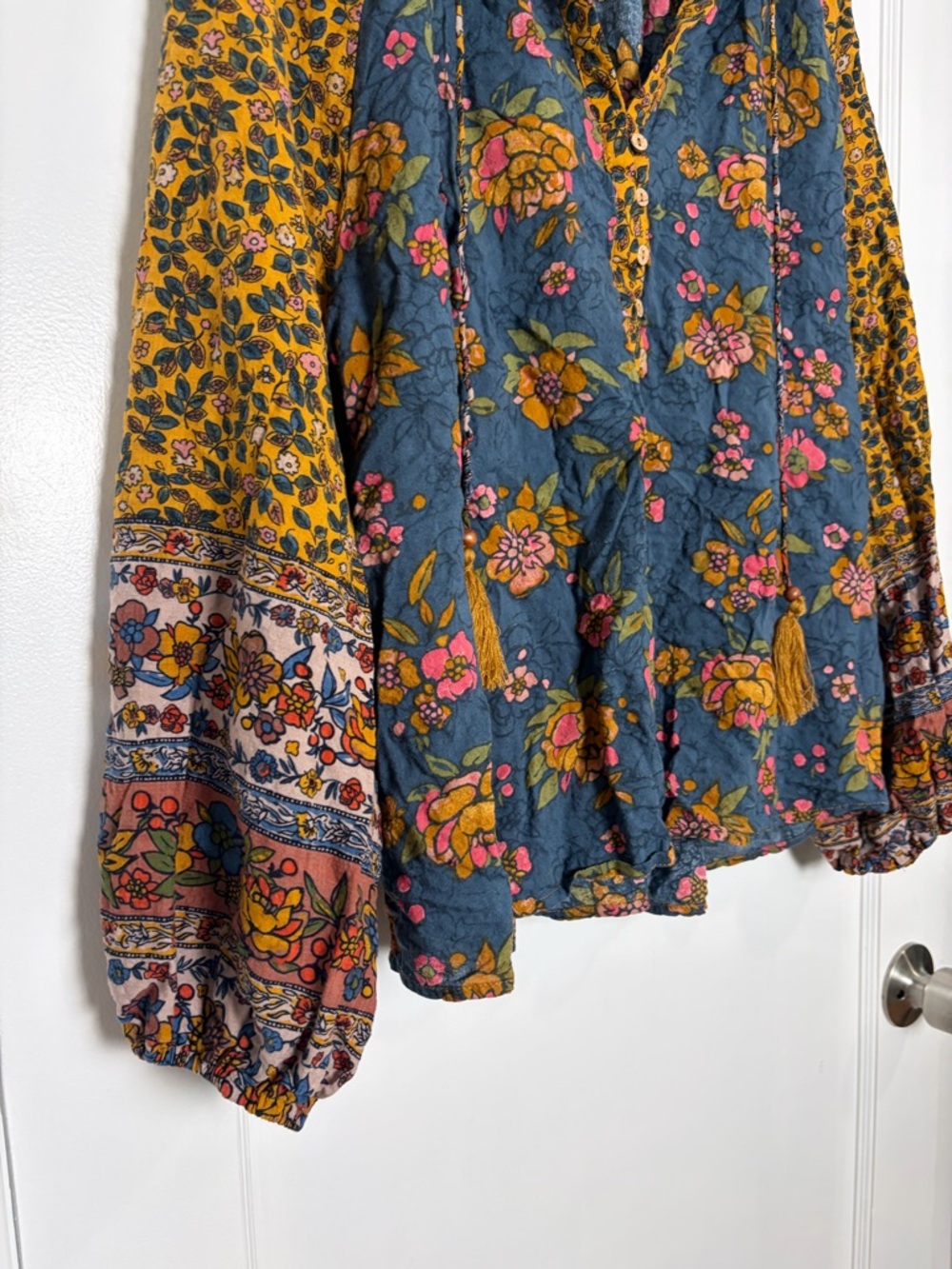 NATURAL LIFE blouse bohemian floral pattern and tassels - Picture 11 of 16